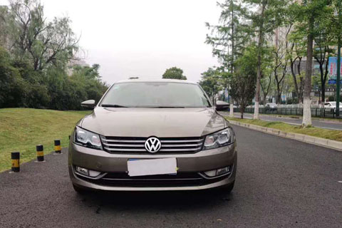 14年大眾帕薩特自動天空1.8T窗